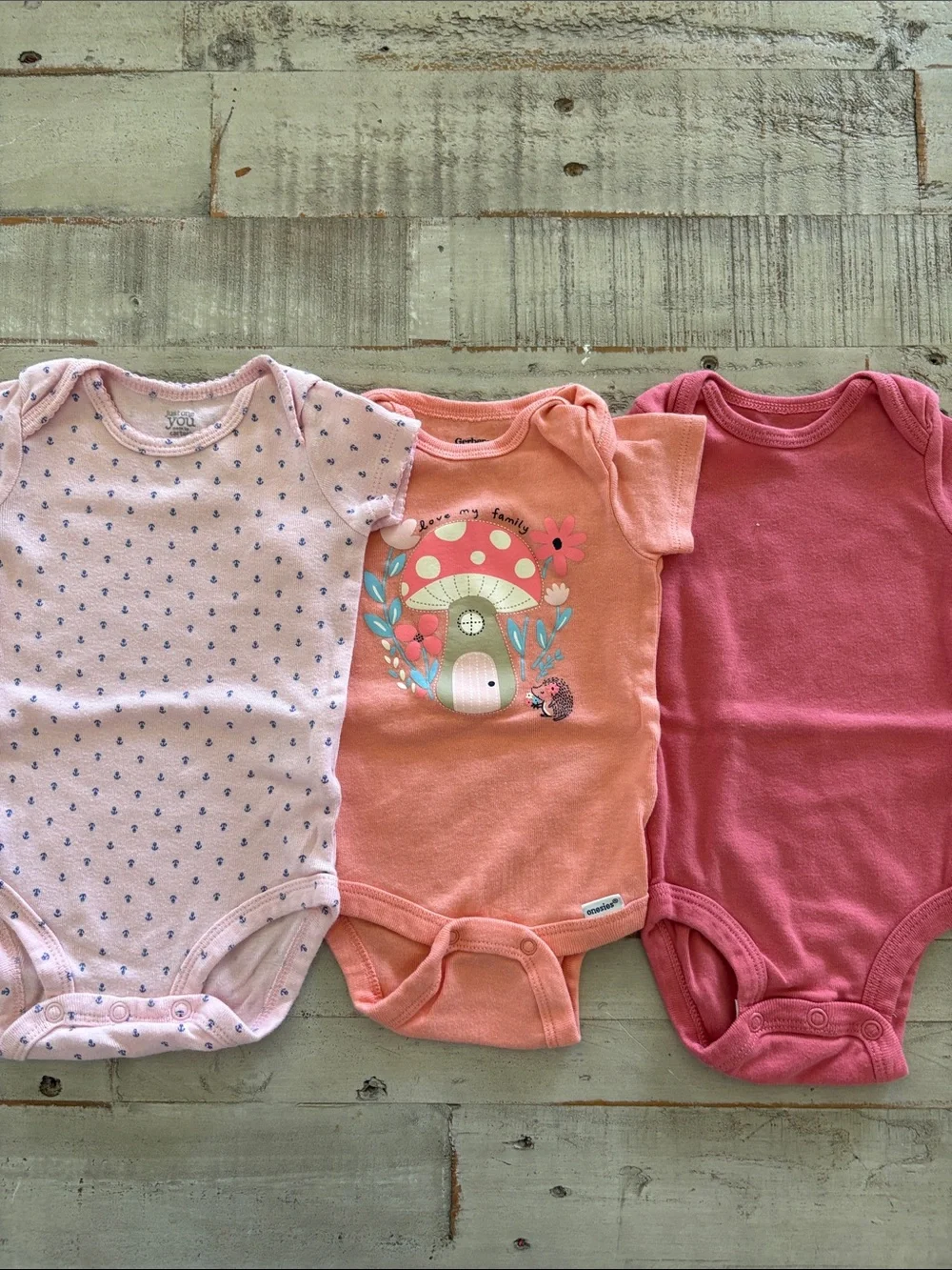 Carter’s Baby Girls 0-3 Months 14 Piece Capsule Wardrobe Bundle